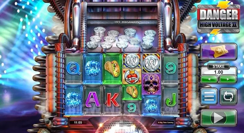 Danger High Voltage 2 gameplay screenshot with Megadozer coin machine